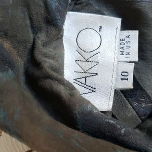 Suede bouse,blouse, sleeves